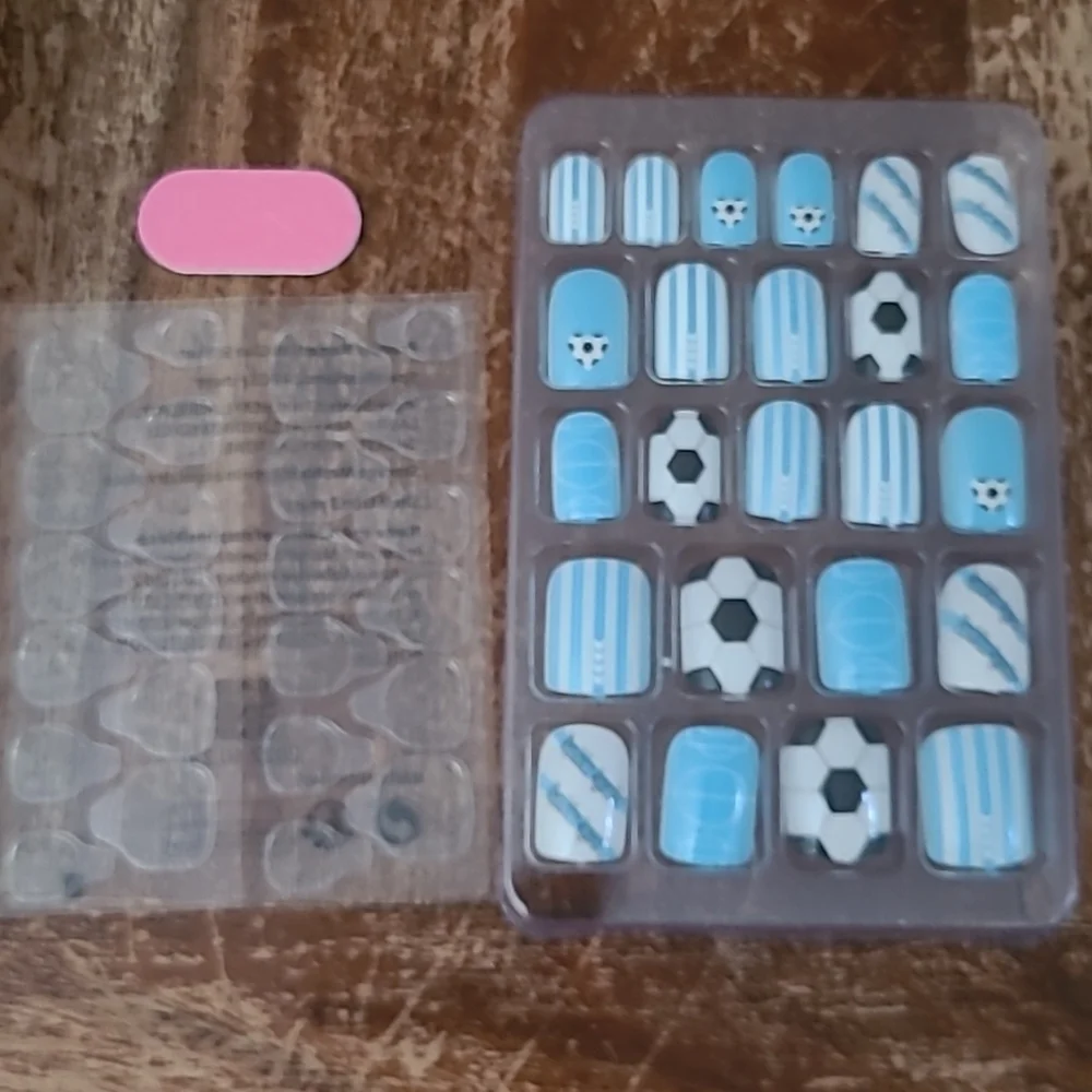 2/$16 Soccer Press On Nails